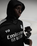 SS22_RM_Y3_MENDY_0929_RT4_4-5